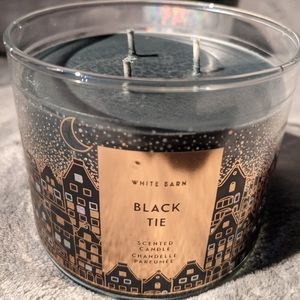 Bath & Body Works Candle in Black Tie - NEW